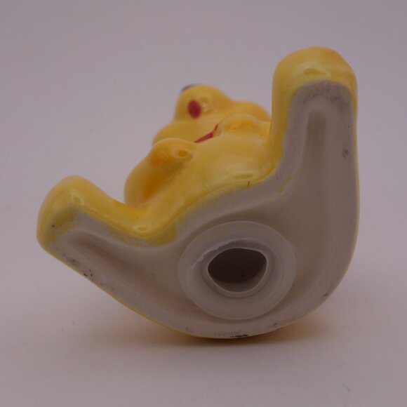 Disney Winnie the Pooh and "Hunny" Pot Ceramic Salt and Pepper Shakers - Picture 4 of 15